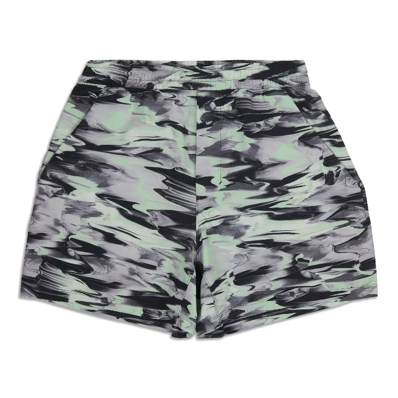 Pace Breaker Short - Resale