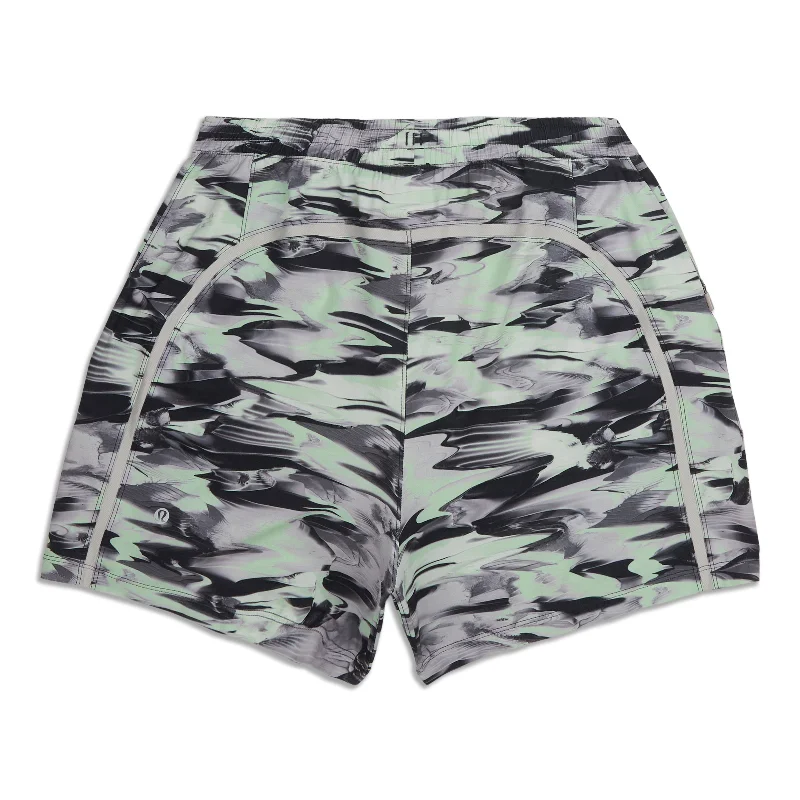 Pace Breaker Short - Resale